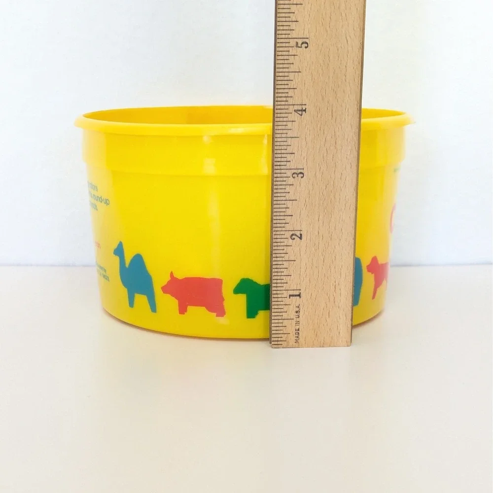 Vintage 1987 Discovery Toys Tub Of Critters 9 Zoo Farm Animals West Germany